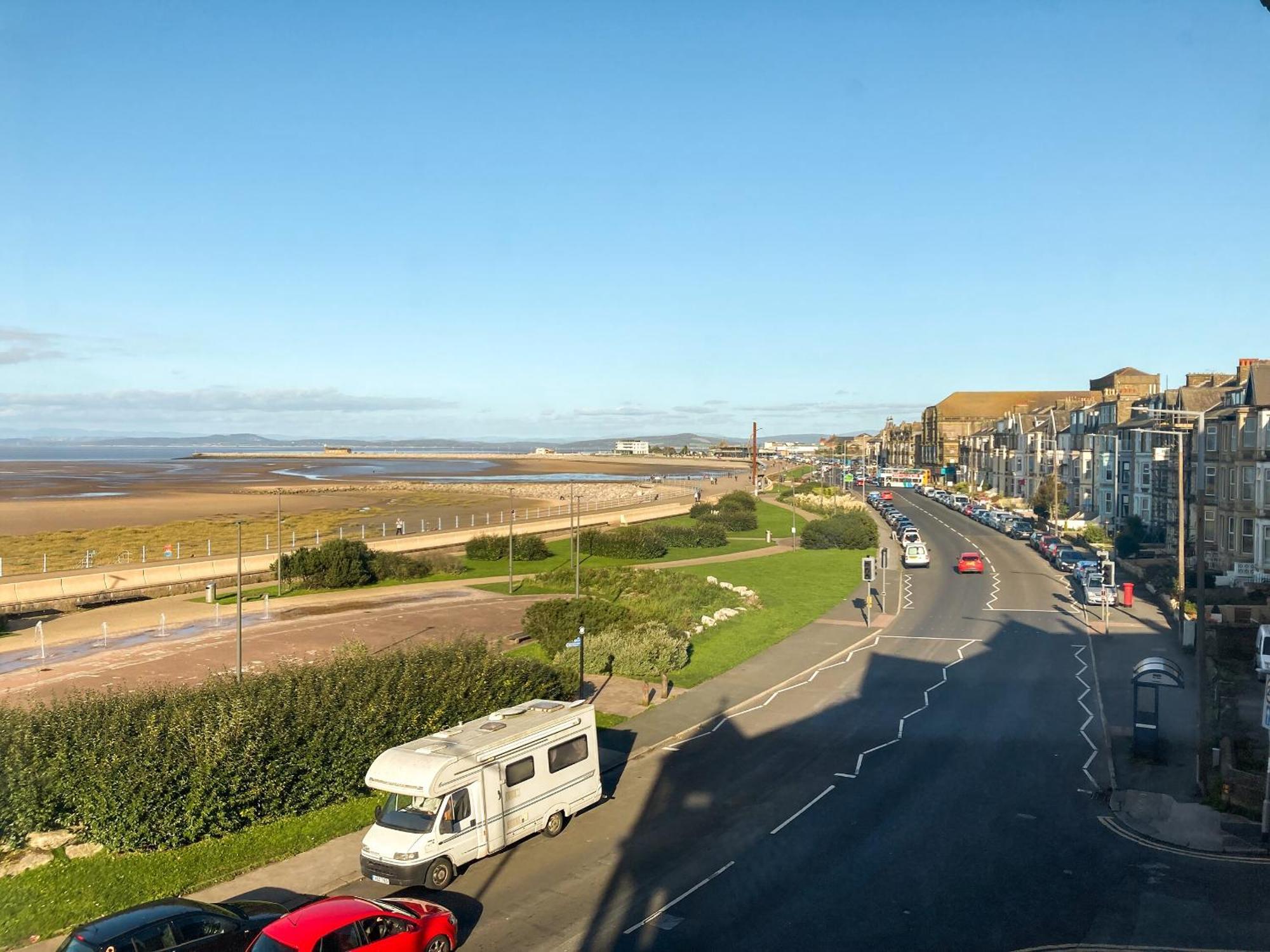 Blue Sands Morecambe Extérieur photo